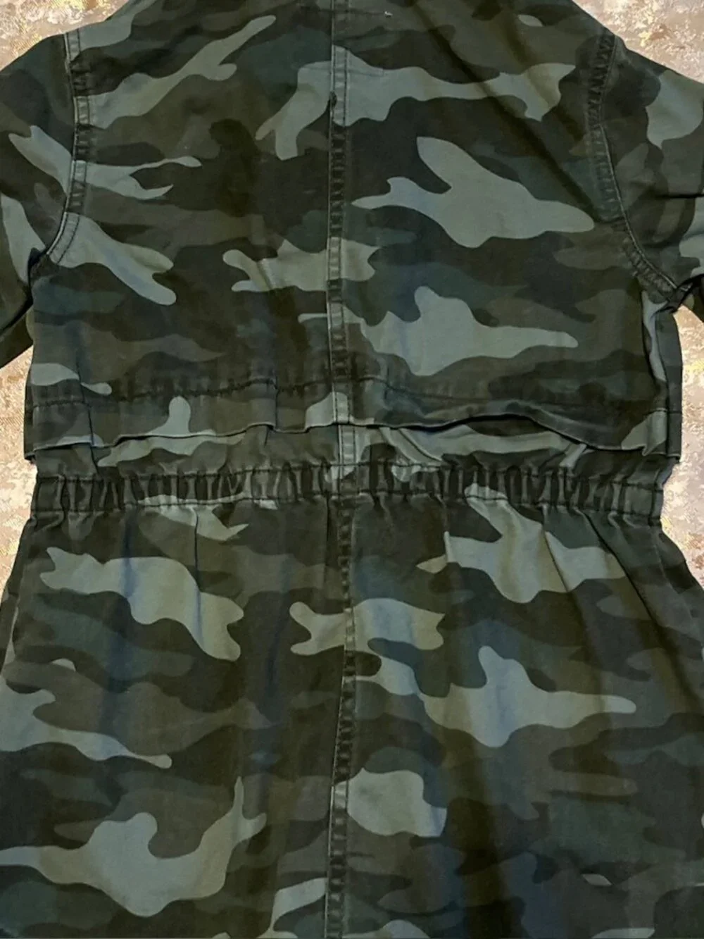 Old Navy Camo Jacket Coat Girls MEDIUM 8 Drawstring Waist Hood Utility
